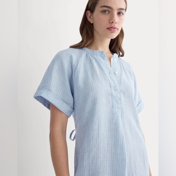 Everlane Light Blue Pinstripe Relaxed Linen-Blend Tunic - Picture 2 of 5